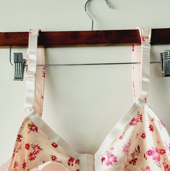 Delta Burke floral wired‎ adjustable bra size 42D - Picture 5 of 7